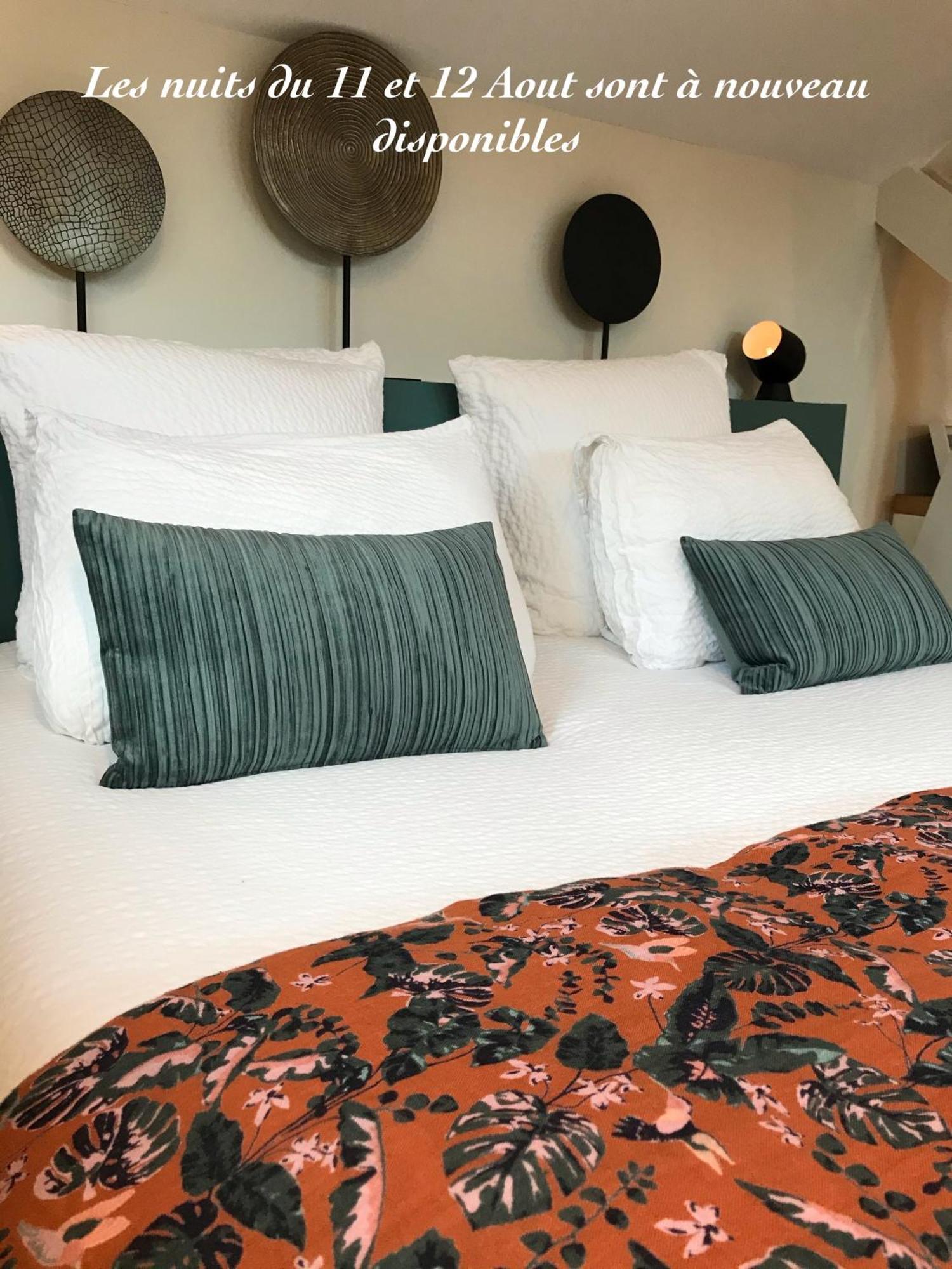Les Arbres Rouges Bed & Breakfast Suce-sur-Erdre Exterior photo